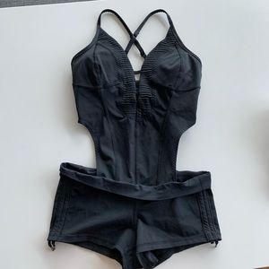 Lululemon One Piece size 2